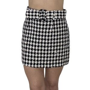 ZARA Short Black and White Houndstooth Tweed Skirt M